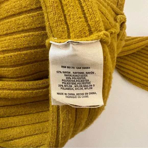 Anthropologie Sweater Size Large - Picture 3 of 13